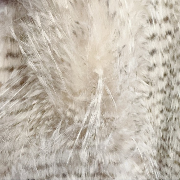 Elliatt Tansy Coat in Grey NWT Size Small - Picture 13 of 13